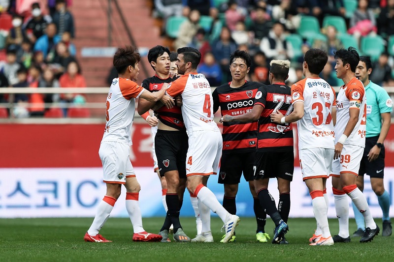 nhan-dinh-pohang-steelers-vs-gangwon-luc-17h30-ngay-17-6-2022