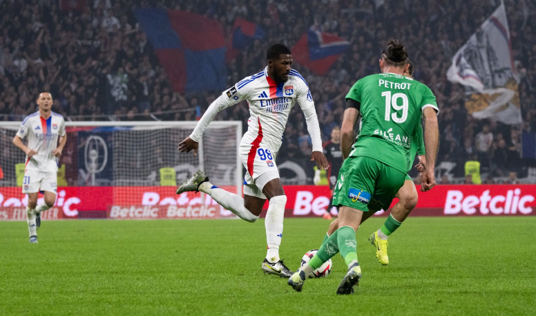 Lyon vs Saint-Étienne (02:45 – 11/11) | Xem lại trận đấu