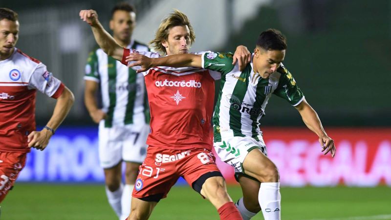 Soi kèo Argentinos Juniors vs Banfield lúc 07h00 ngày 12/11/2024