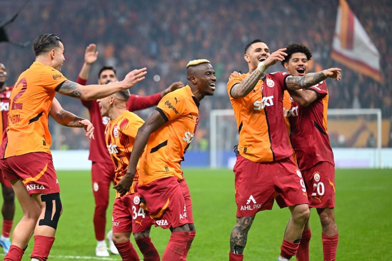 nhan-dinh-galatasaray-vs-tottenham-ngay-08-11